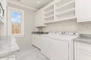 386 Westover Rd, Stamford, CT 06902 - Photo 23