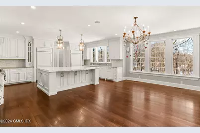 386 Westover Road, Stamford, CT 06902 - Photo 5