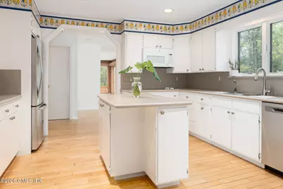 42 Stone Brook Lane, Greenwich, CT 06807 - Photo 17