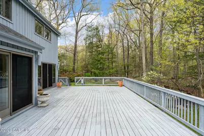 42 Stone Brook Lane, Greenwich, CT 06807 - Photo 37