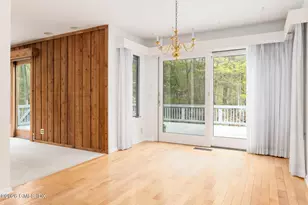 42 Stone Brook Ln, Greenwich, CT 06807 - Photo 17