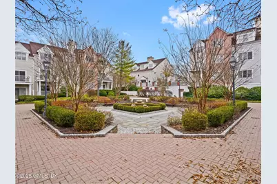 51 Forest Avenue #19, Old Greenwich, CT 06870 - Photo 1