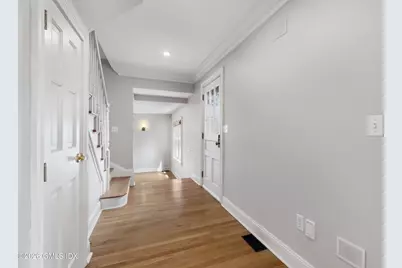 71 S Park Avenue, Old Greenwich, CT 06870 - Photo 3