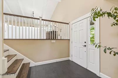 70 Gregory Road, Greenwich, CT 06807 - Photo 3