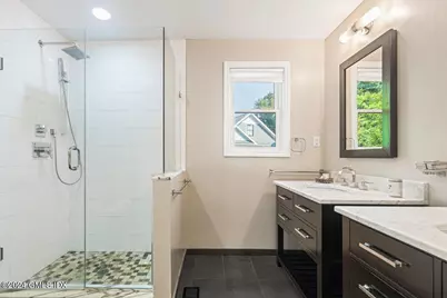 70 Gregory Road, Greenwich, CT 06807 - Photo 15