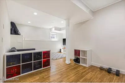 70 Gregory Road, Greenwich, CT 06807 - Photo 25