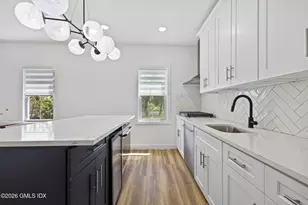 300 Bruce Park Ave, Greenwich, CT 06830 - Photo 9