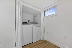 300 Bruce Park Ave, Greenwich, CT 06830 - Photo 25