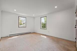 22 Carrona Dr, Greenwich, CT 06878 - Photo 11