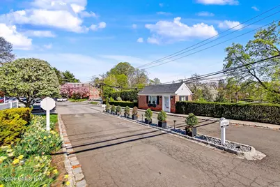128 Putnam Park #128, Greenwich, CT 06830 - Photo 21