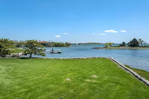 553 Indian Field Rd, Greenwich, CT 06830 - Photo 21