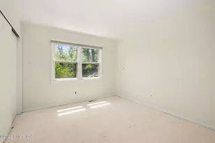 15A Hickory Dr, Greenwich, CT 06831 - Photo 13