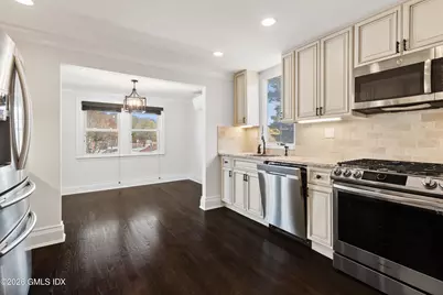 23 Nicholas Avenue, Greenwich, CT 06831 - Photo 5