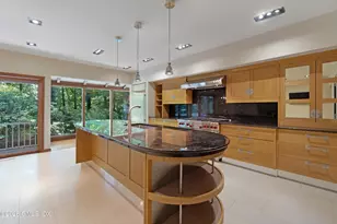 386 Taconic Rd, Greenwich, CT 06831 - Photo 7
