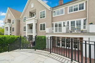 77 Havemeyer Ln, Stamford, CT 06902 - Photo 3