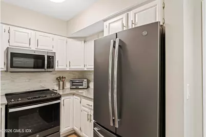 351 Pemberwick Road #818, Greenwich, CT 06831 - Photo 5