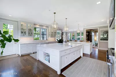 37 Burying Hill Road, Greenwich, CT 06831 - Photo 9
