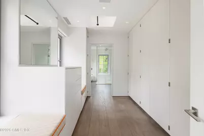 306 Round Hill Road, Greenwich, CT 06831 - Photo 19