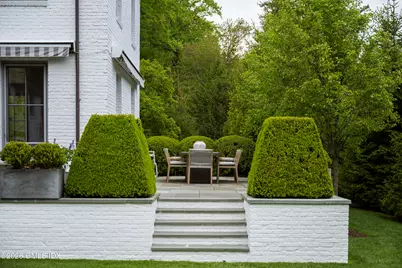 306 Round Hill Road, Greenwich, CT 06831 - Photo 45