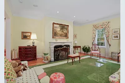 25 Chieftans Road, Greenwich, CT 06831 - Photo 5