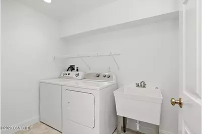 8 Rippowam Road #B, Greenwich, CT 06807 - Photo 23