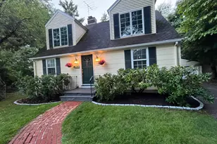 45 Thornhill Rd, Greenwich, CT 06878 - Photo 1