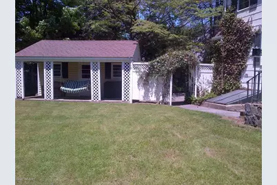 45 Thornhill Road, Greenwich, CT 06878 - Photo 17