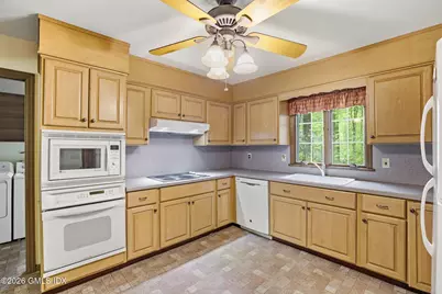 86 Dandy Drive, Greenwich, CT 06807 - Photo 11