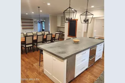2 Loch Lane, Greenwich, CT 06830 - Photo 13