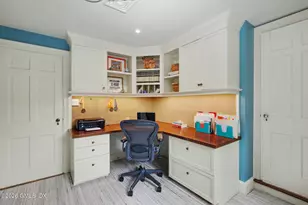 184 Stanwich Rd, Greenwich, CT 06830 - Photo 31