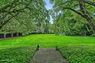 184 Stanwich Rd, Greenwich, CT 06830 - Photo 43