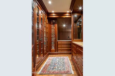 19 Khakum Drive, Greenwich, CT 06831 - Photo 23