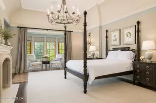 19 Khakum Dr, Greenwich, CT 06831 - Photo 21