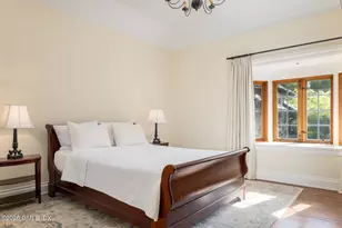 19 Khakum Dr, Greenwich, CT 06831 - Photo 25
