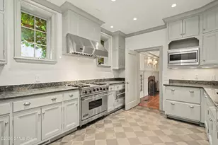 183 E Putnam Ave, Greenwich, CT 06830 - Photo 11