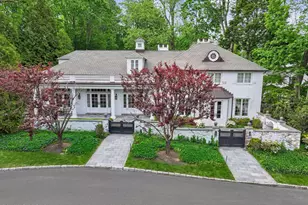 183 E Putnam Ave, Greenwich, CT 06830 - Photo 29