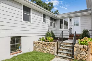 81 Cos Cob Ave, Greenwich, CT 06807 - Photo 19
