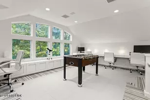 26 Round Hill Rd, Greenwich, CT 06831 - Photo 17