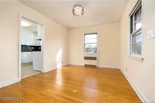 31 Cognewaugh Rd, Greenwich, CT 06807 - Photo 5