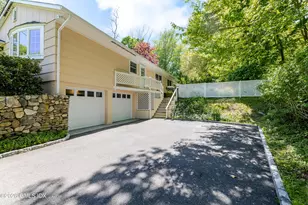 395 Taconic Rd, Greenwich, CT 06831 - Photo 3