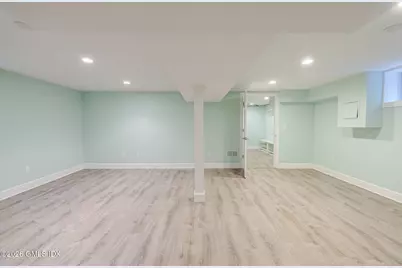 395 Taconic Road, Greenwich, CT 06831 - Photo 13