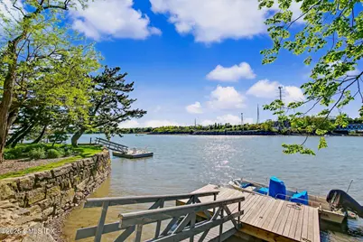 10 Newton Street, Greenwich, CT 06878 - Photo 23