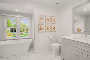 10 Newton St, Greenwich, CT 06878 - Photo 19
