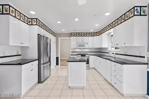 61 Angus Rd N, Greenwich, CT 06831 - Photo 7