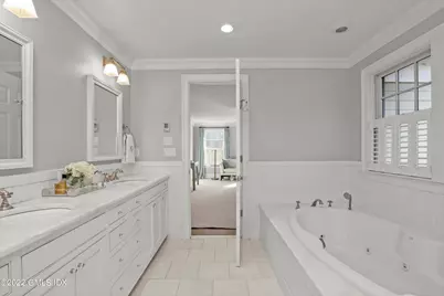 24 Orchard Place #B, Greenwich, CT 06830 - Photo 19