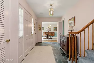 45 Carriage Drive, Stamford, CT 06902 - Photo 5