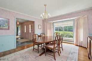 45 Carriage Dr Sout, Stamford, CT 06902 - Photo 7