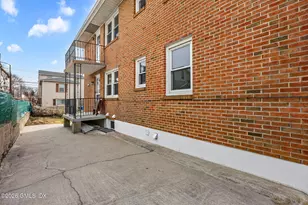 2 Grange St, Greenwich, CT 06830 - Photo 11