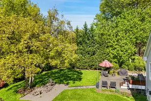 11 Annjim Dr, Greenwich, CT 06830 - Photo 43