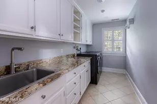 20 Oak St, Greenwich, CT 06831 - Photo 31